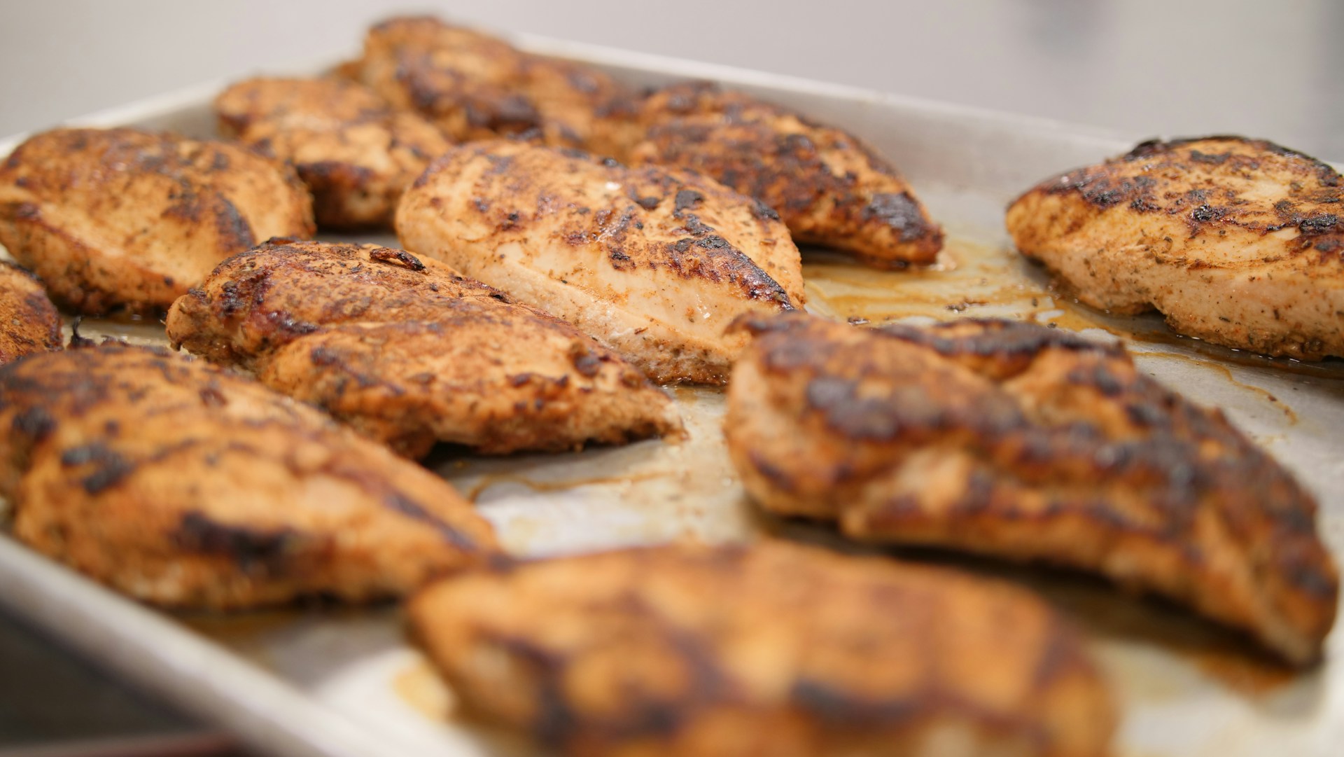 Is kip altijd gezond? Dit moet je weten als je buiten de deur eet