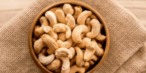 Ontwerp-zonder-titel-2025-12-11T105222.977-1-e1765446844684-300×199-1 zijn cashewnoten gezond